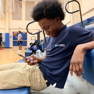 Meet your Posher, Annishaya